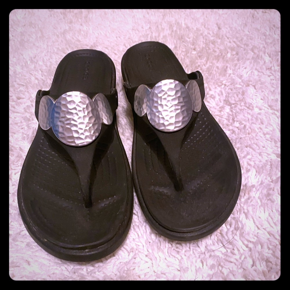 Black Wide Fit Crocs